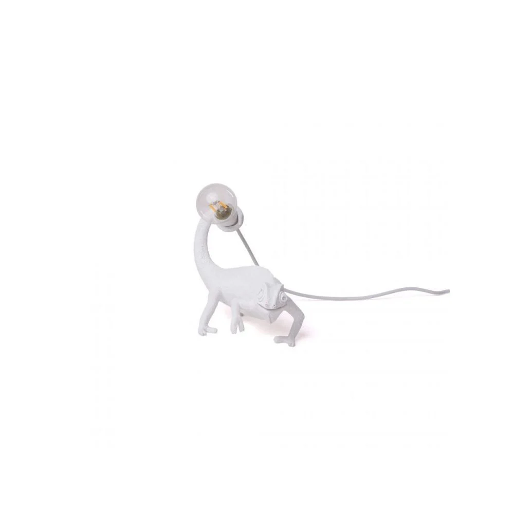 Seletti Chameleon lampada da tavolo in resina con presa USB disegnata da Marcantonio