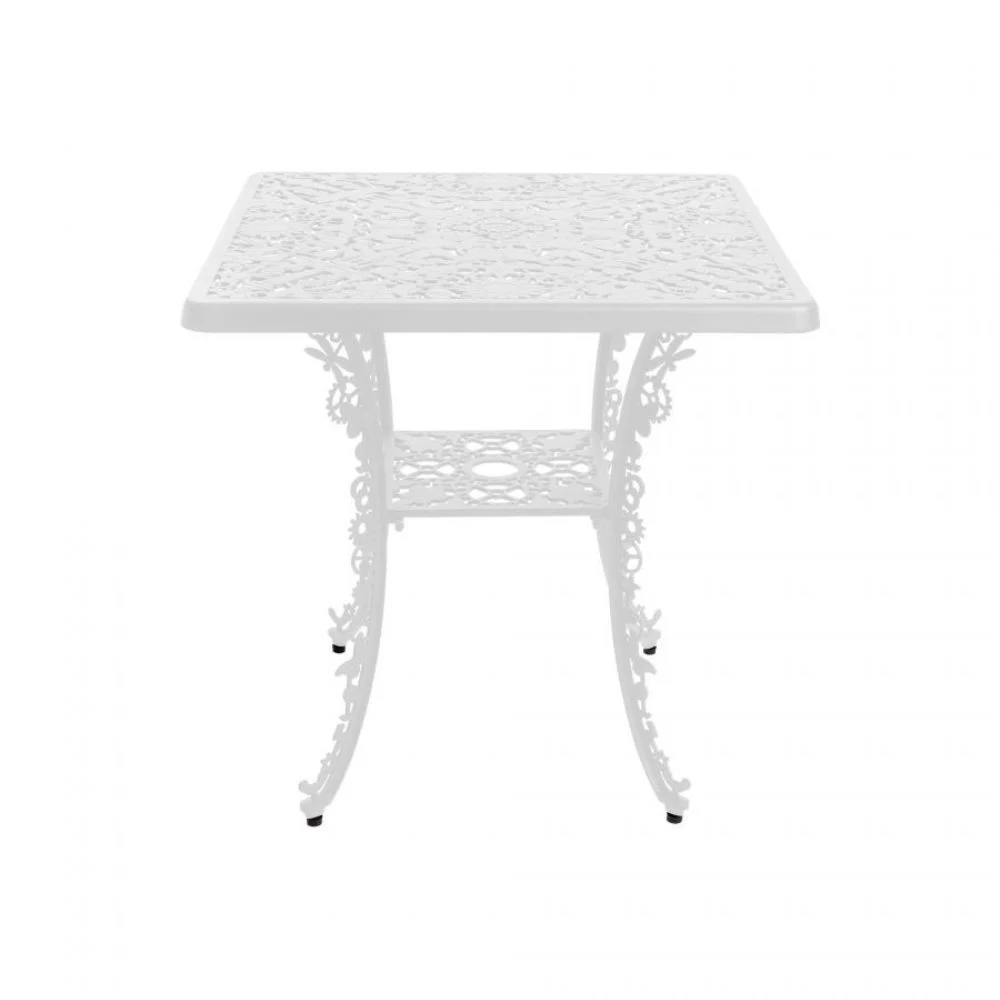 Seletti Industry Square tavolino da giardino disponibile in piu colori disegnato da Studio Job