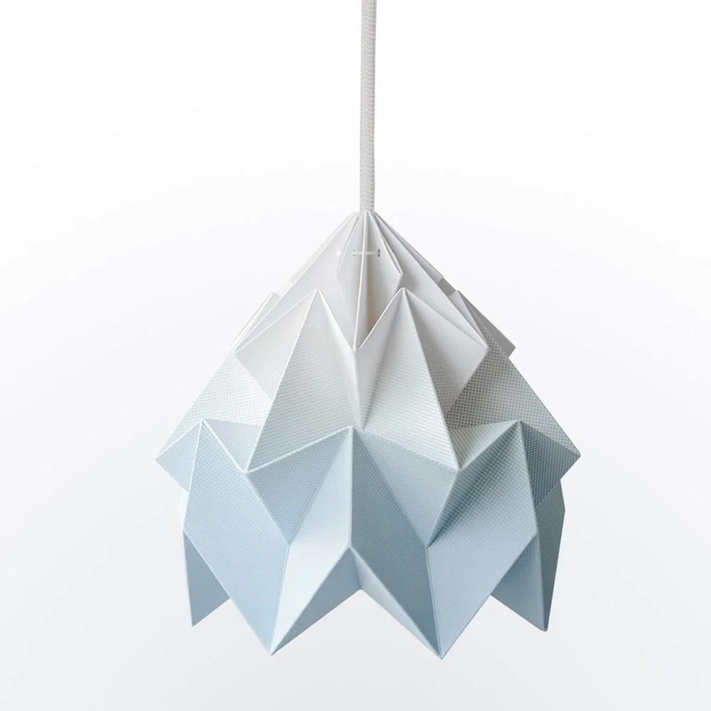 Sospensione origami in carta Moth blu sfumato