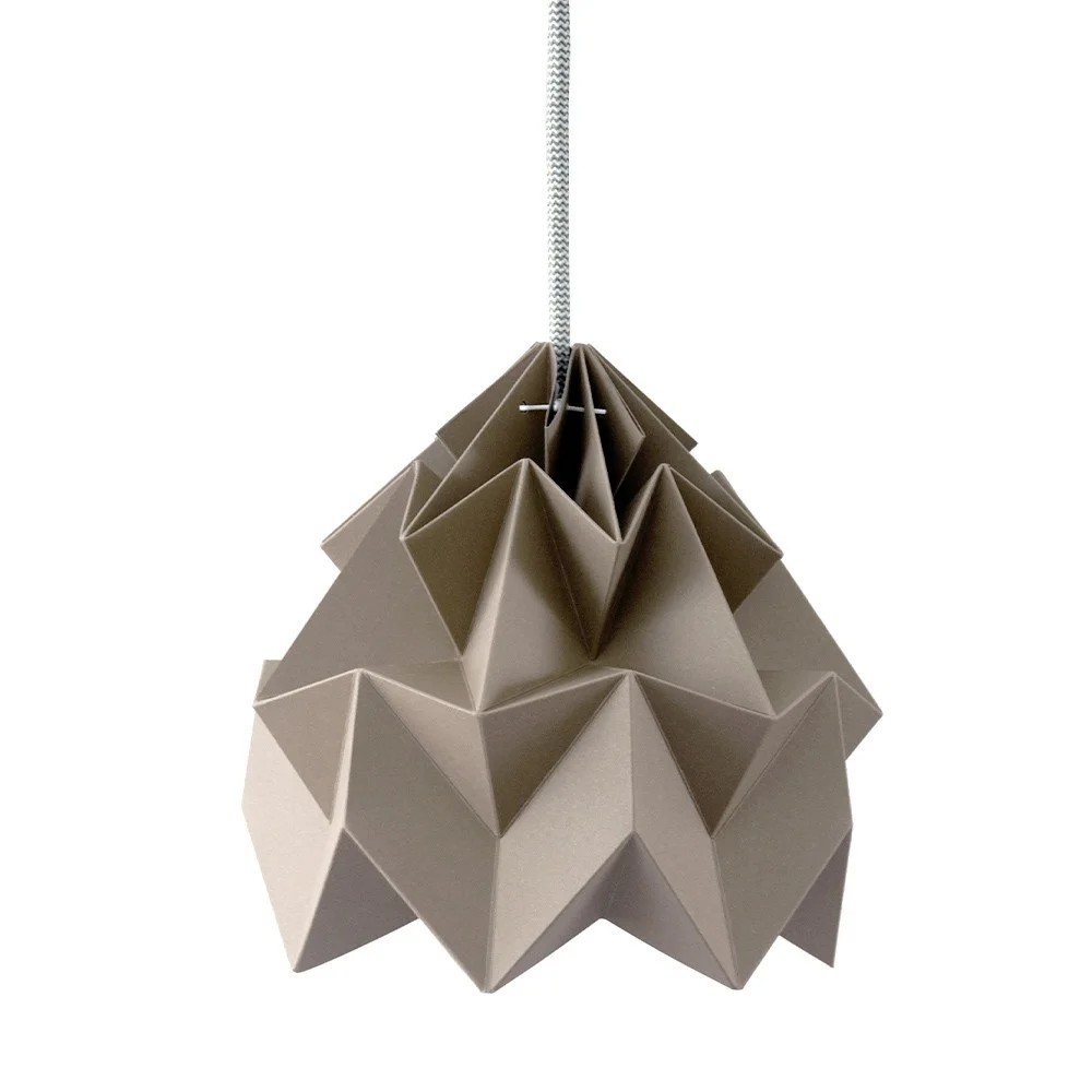 Sospensione origami in carta Moth marrone