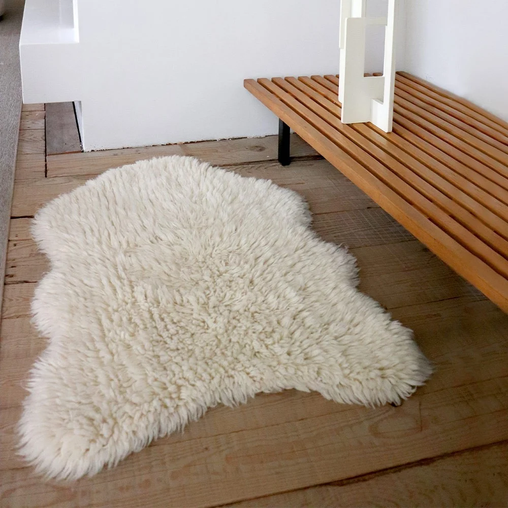 Tappeto in lana Woolly Sheep bianco