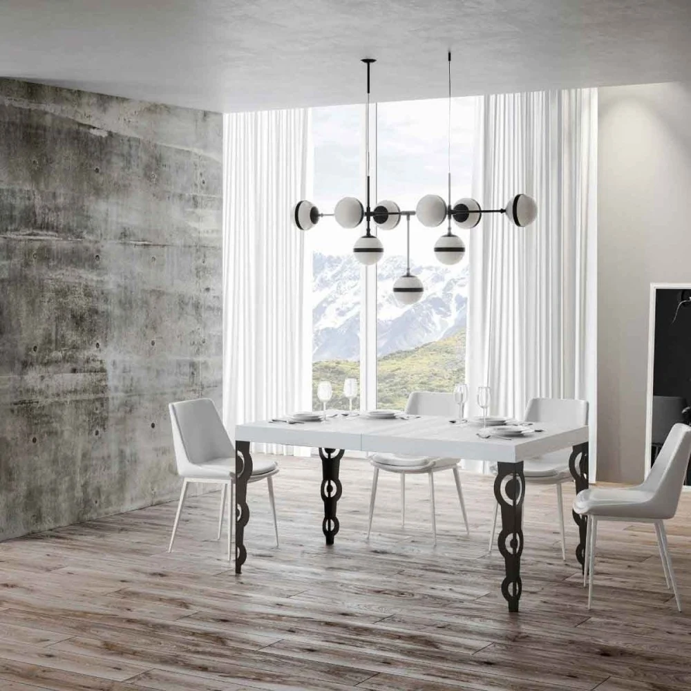 Tavolo allungabile Karamay PICCOLO con struttura in metallo e piano in legno. disponibile in due misure