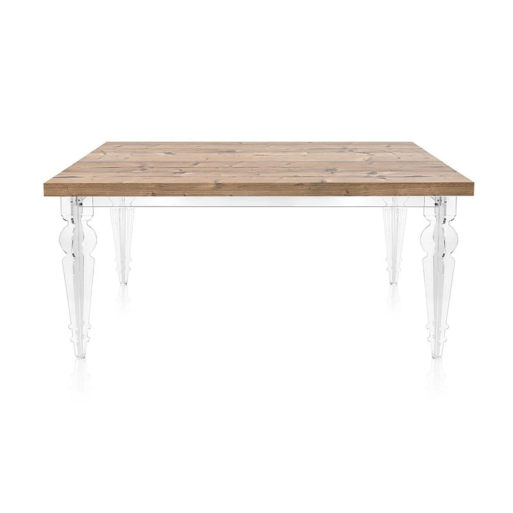 Tavolo Maugenio con gambe in plexiglass e piano in legno