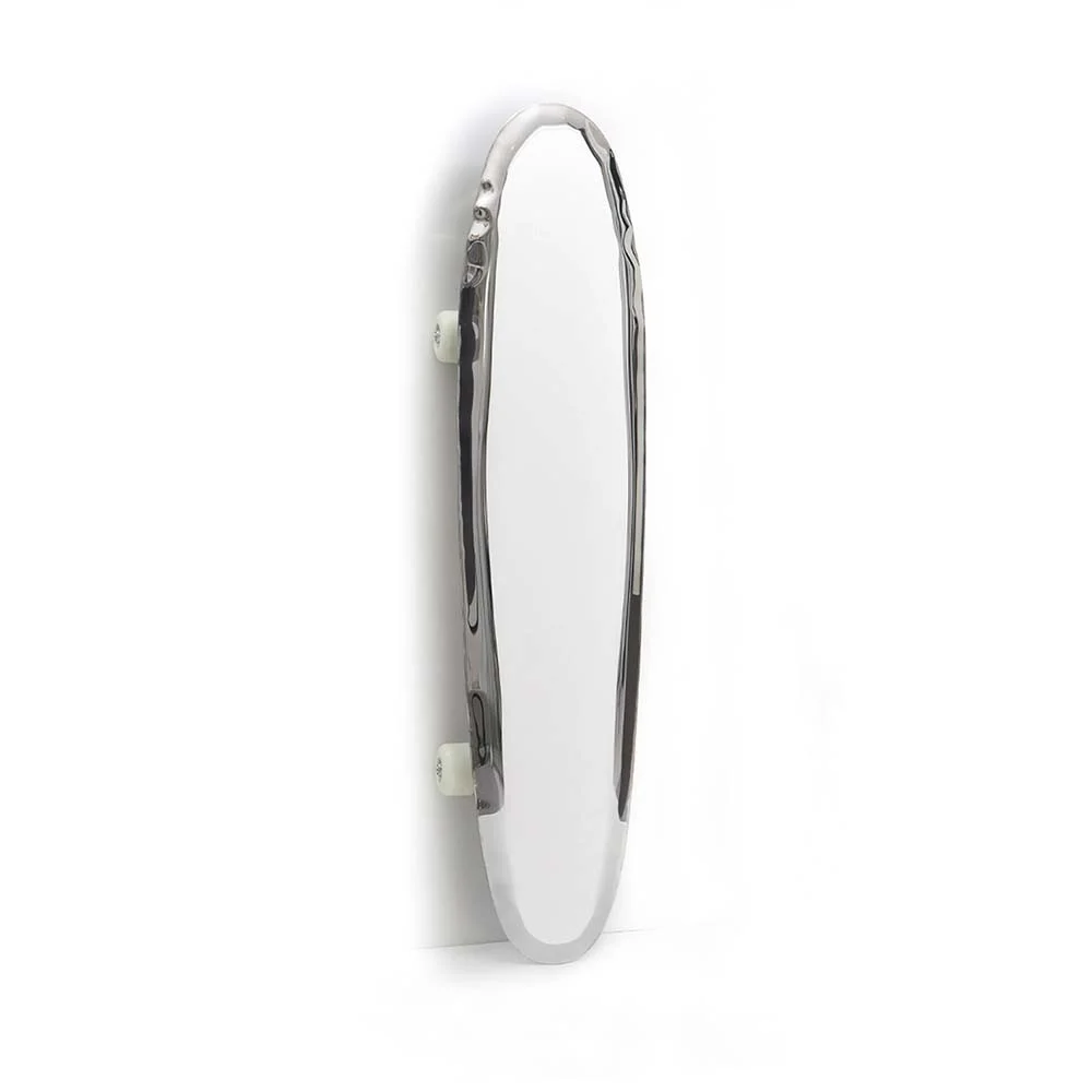 Zieta Studio Bolid specchio dal design moderno