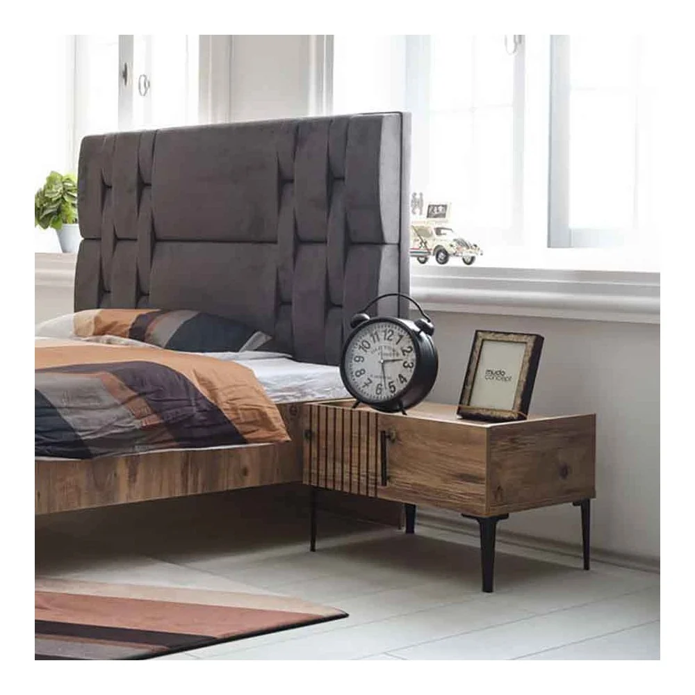 Comodino a un cassetto in legno collezione Star