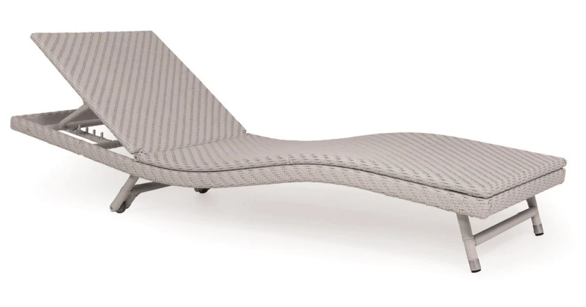 Lettino da Esterno in Polyrattan con Ruote  – Meredith