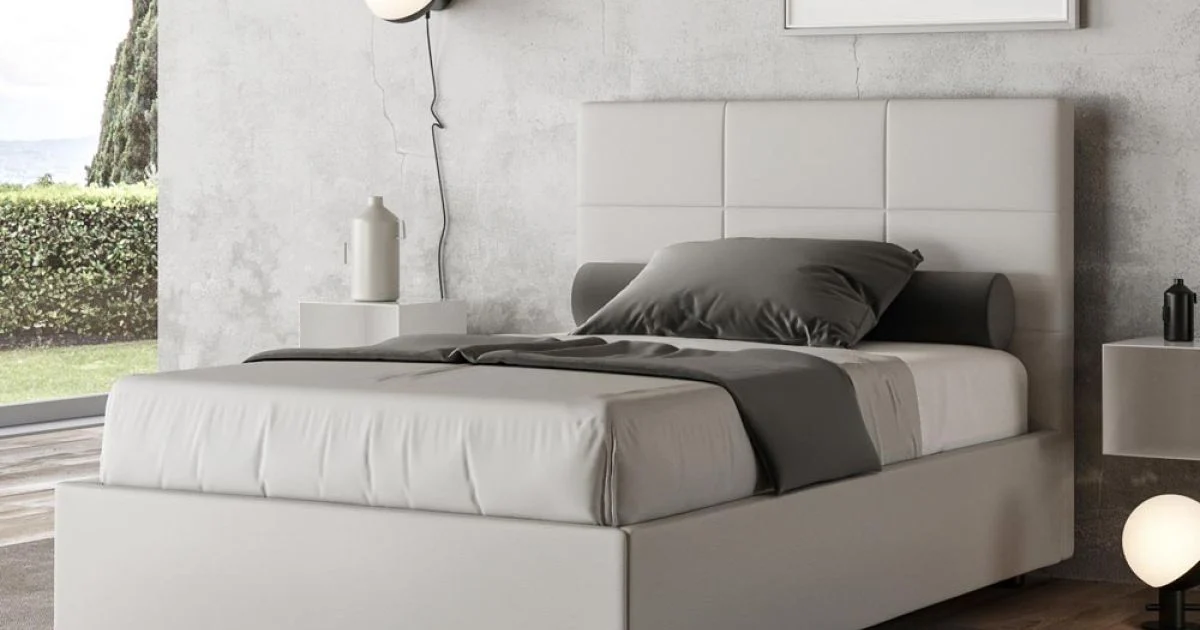 Letto 140x200 cm con Testata a Rettangoli in Similpelle Made in Italy - Brina