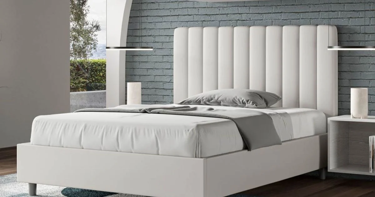 Letto 140x200 cm Testata con Linee Verticali Simmetriche Made in Italy - Guanto