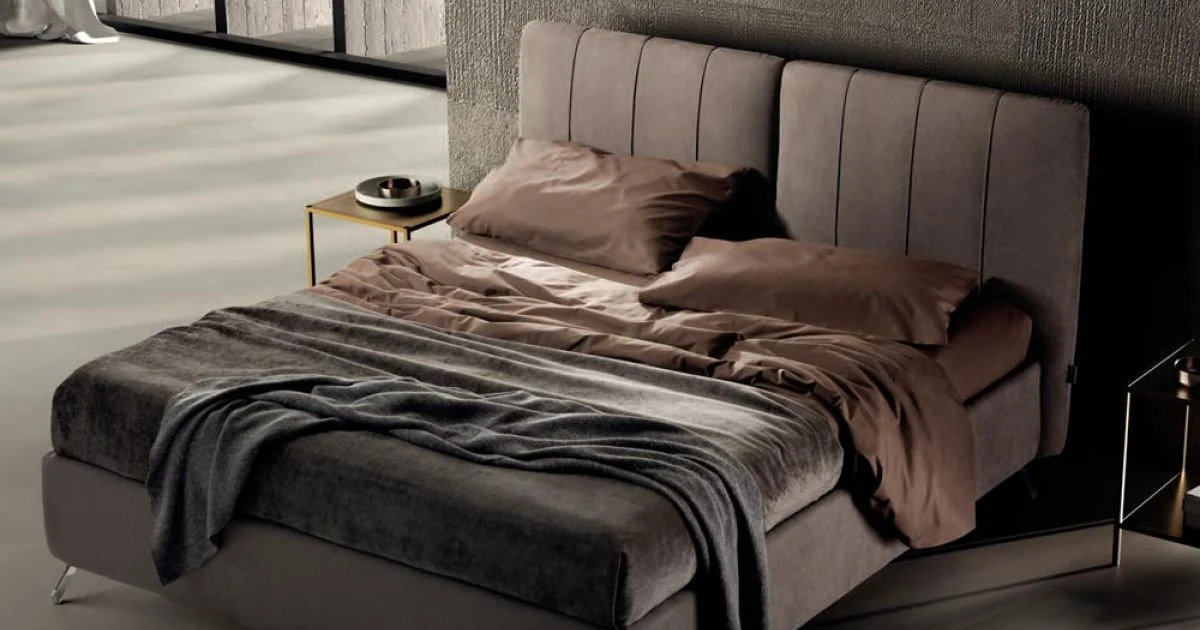 Letto Matrimoniale 160x190 con Imbottitura con Profili Cordonati Verticali - Nices
