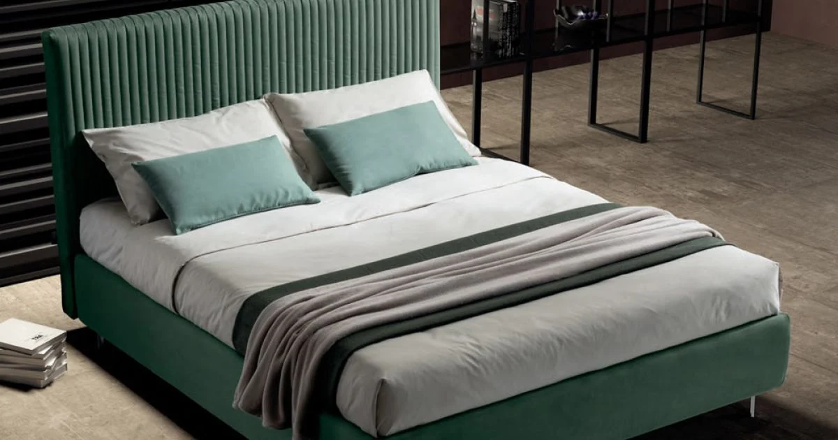 Letto Matrimoniale 160x190 con Trapuntatura a Fasce Strette Multi-Righe - Meduse