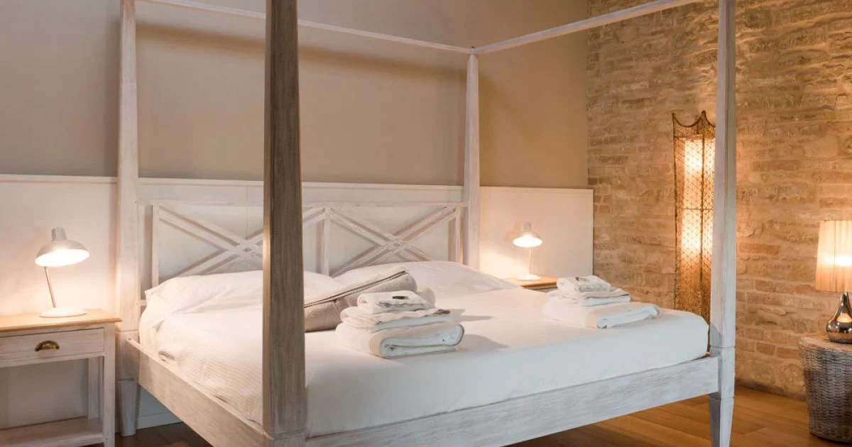 Letto Matrimoniale 160x200 con Baldacchino in Legno Teak Massello - Acquarello