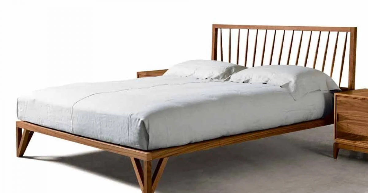 Letto matrimoniale di design 160x200cm con base in noce massello Alain