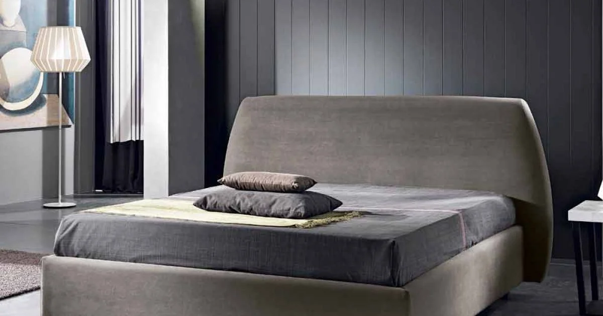 Letto matrimoniale imbottito con contenitore moderno 160x190/200 Reby