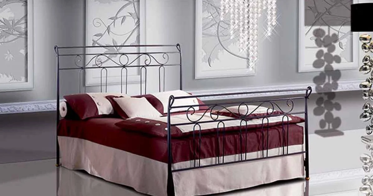 Letto Matrimoniale in Ferro Battuto Garofano