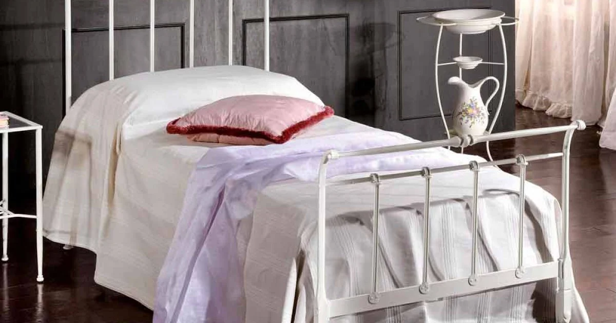Letto singolo in ferro battuto pieno Amanda artigianale,made in Italy