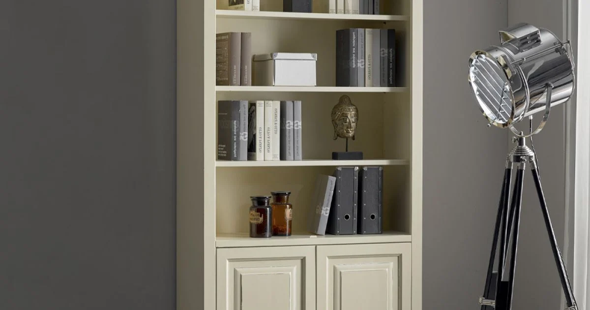 Libreria con 4 Vani e 2 Ante Realizzata in Legno Made in Italy - Eastre