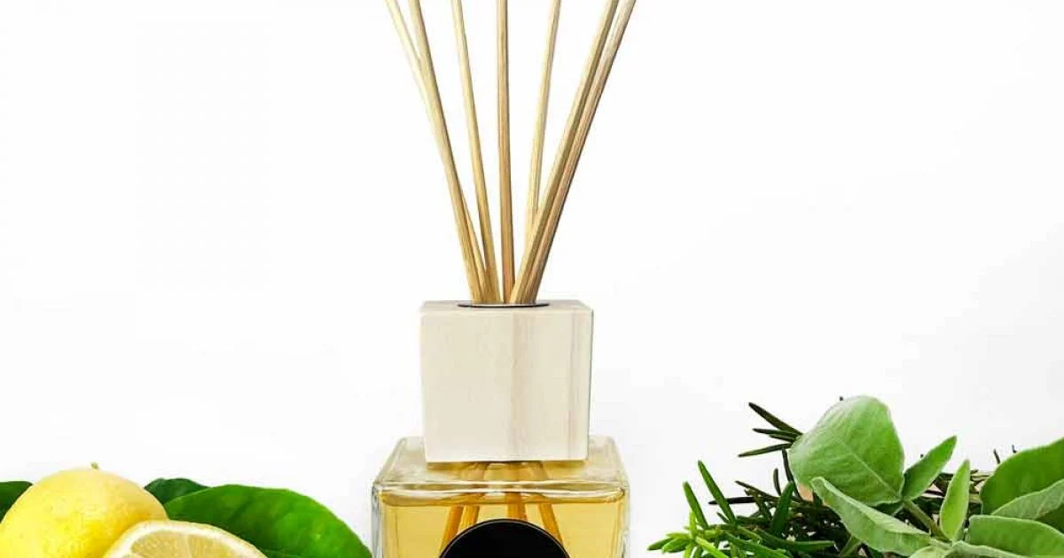 Profumatore Ambiente Fragranza Bergamotto 200 ml con Bastoncini - Ladolcesicilia