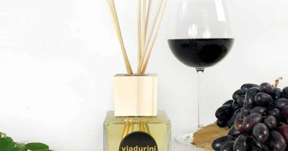 Profumatore Ambiente Mosto Selvatico 200 ml con Bastoncini - Terradimontalcino