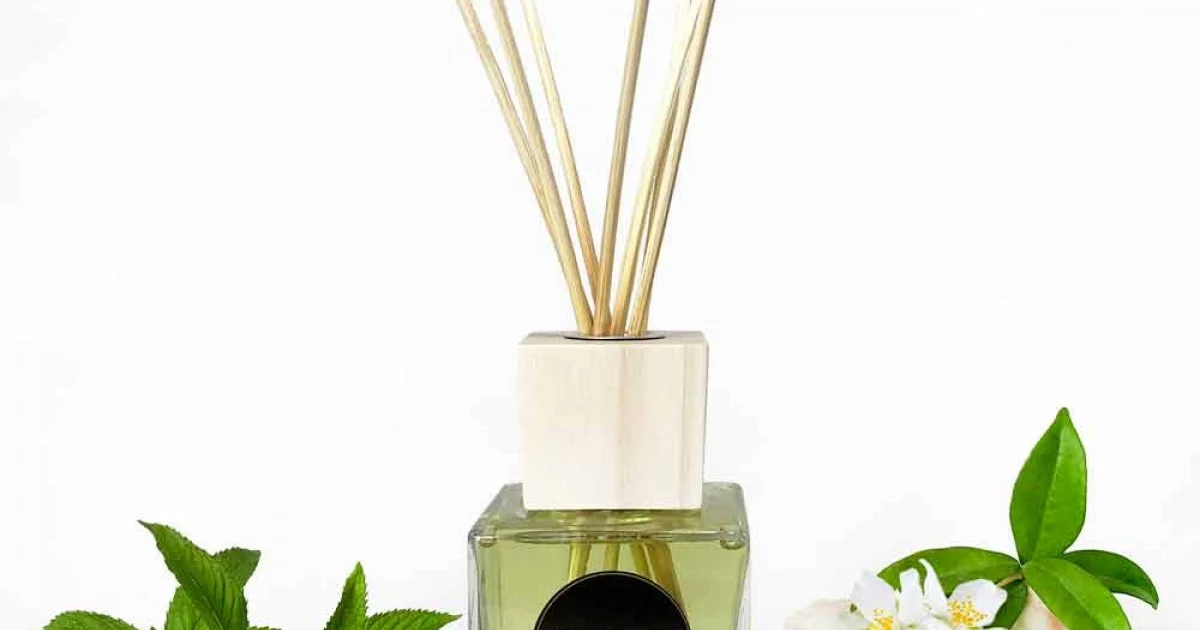 Profumatore Ambiente Vaniglia e Mou 200 ml con Bastoncini - Sabbiadelsalento