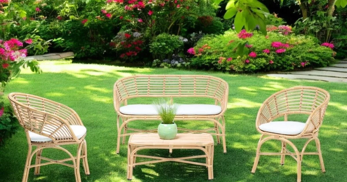 Salotto da Giardino in Alluminio e Intreccio in Polyrattan e Cuscini - Ellide