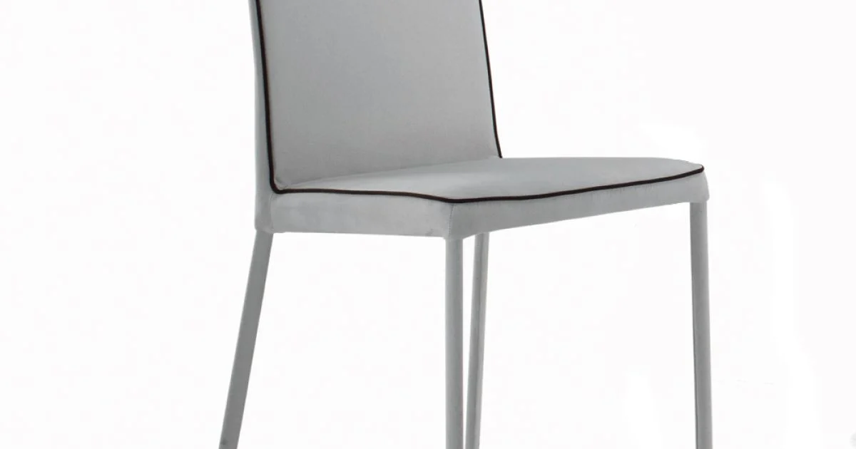 Sedia da Soggiorno Rivestita e Gambe Laccate Made in Italy - Catania