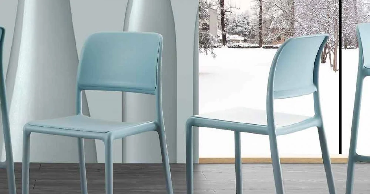 Sedia in resina e fiberglass di design moderno Ravenna