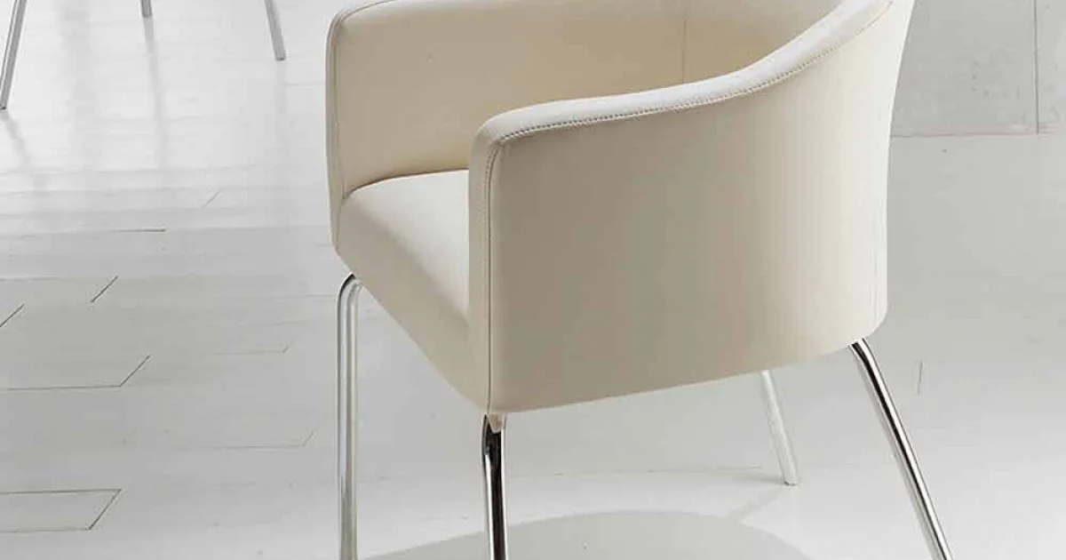 Sedia moderna in ecopelle Moon