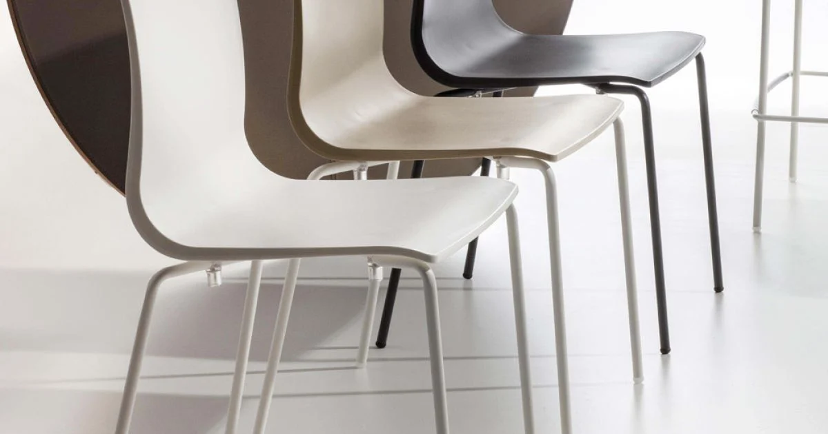Sedia per Sala da Pranzo in Polipropilene con Base in Metallo, 4 Pezzi - Alina