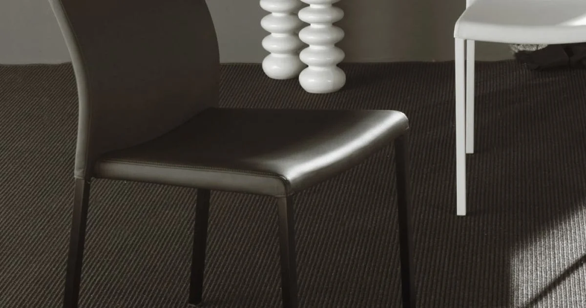 Sedia Pranzo Moderna in Metallo Verniciato e Seduta Ecopelle, 4 Pezzi - Alba
