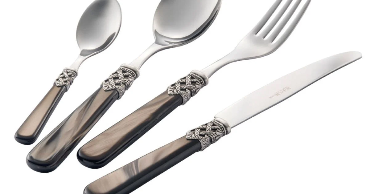 Servizio Posate Acciaio Inox e Plastica Avorio Perlato 24 Pezzi - Carlotta