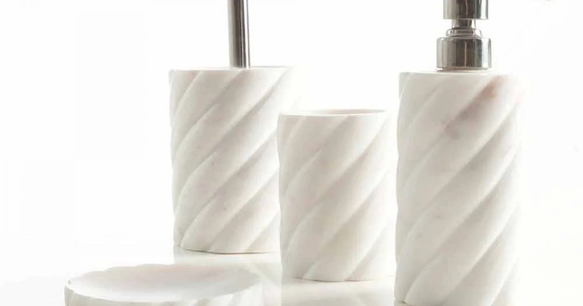 Set accessori di design da bagno in marmo di Calacatta Monza