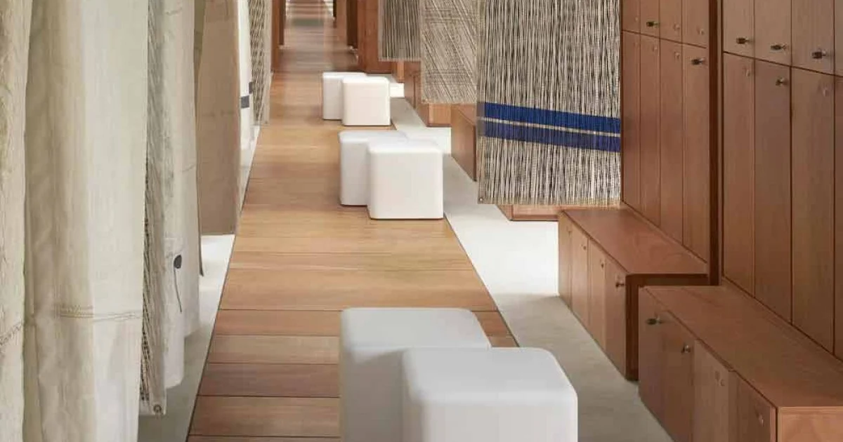 Sgabello a cubo morbido in poliuretano Slide Soft Cube made Italy