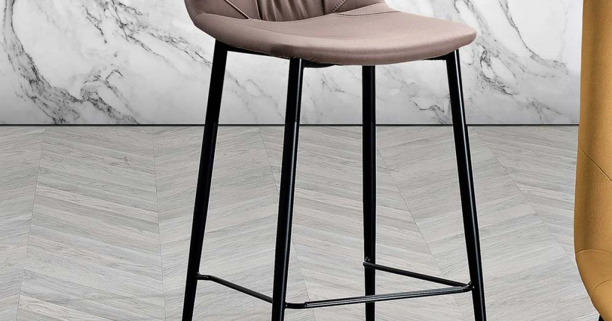 Sgabello in Tessuto Fibrato Effetto Pelle e in Metallo Made in Italy - Gohan