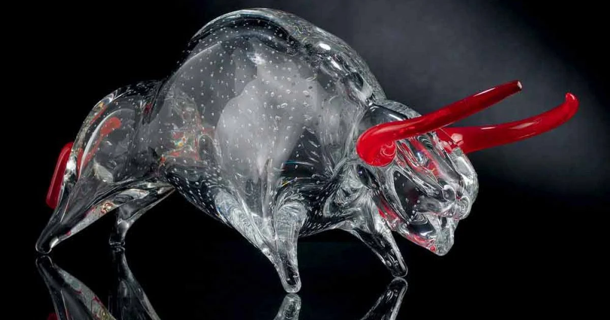 Soprammobile a Forma di Toro in Vetro Rosso e Trasparente Made in Italy - Torero