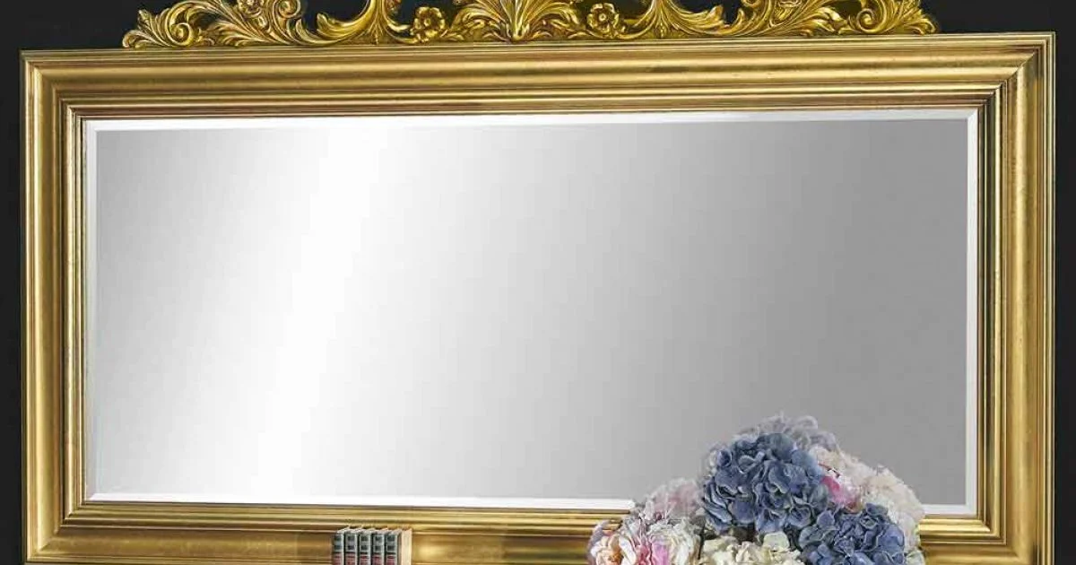 Specchiera da muro fatta a mano legno e fregio resina in Italia Matteo