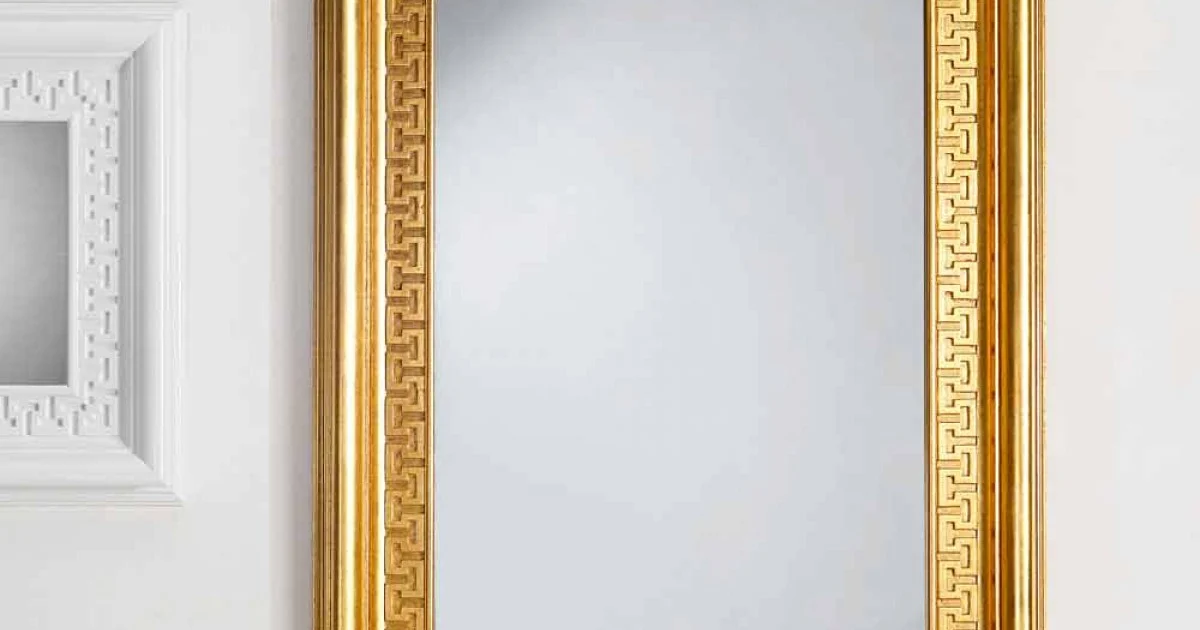 Specchiera da parete di design con cornice in legno Viva, 96x132 cm