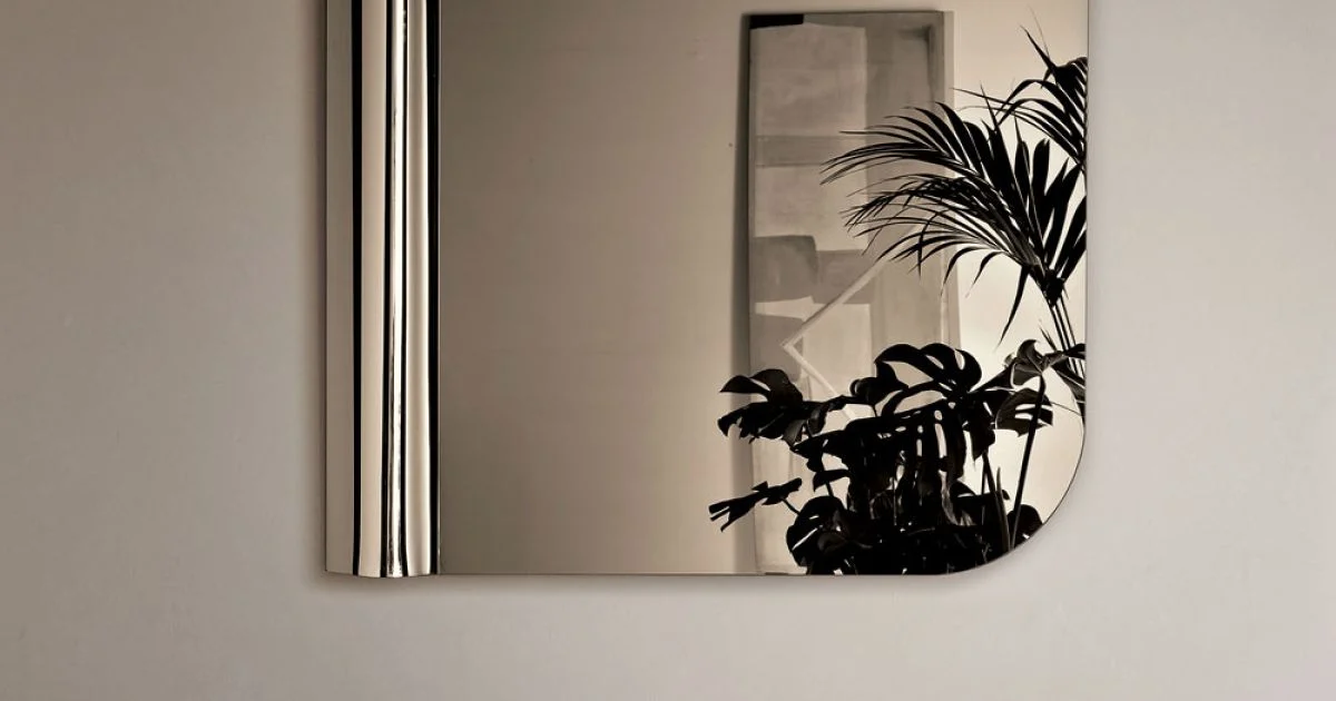 Specchio da Parete con Onda a Lato Made in Italy - Beniamina
