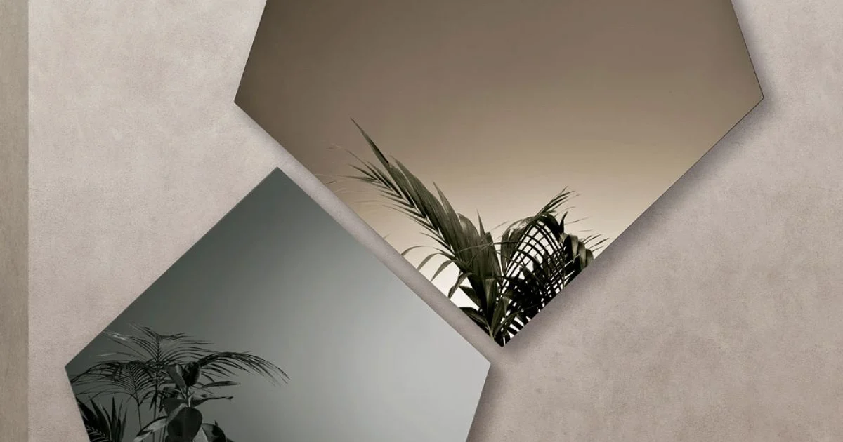 Specchio Sagomato Disponibile in 2 Colori e 2 Misure - Bonella