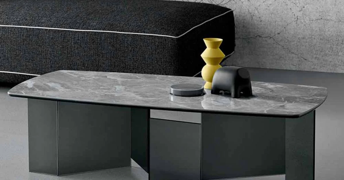 Tavolino Basso Salotto Piano in Ceramica e Gambe in Vetro Fumè 3 Misure - Random