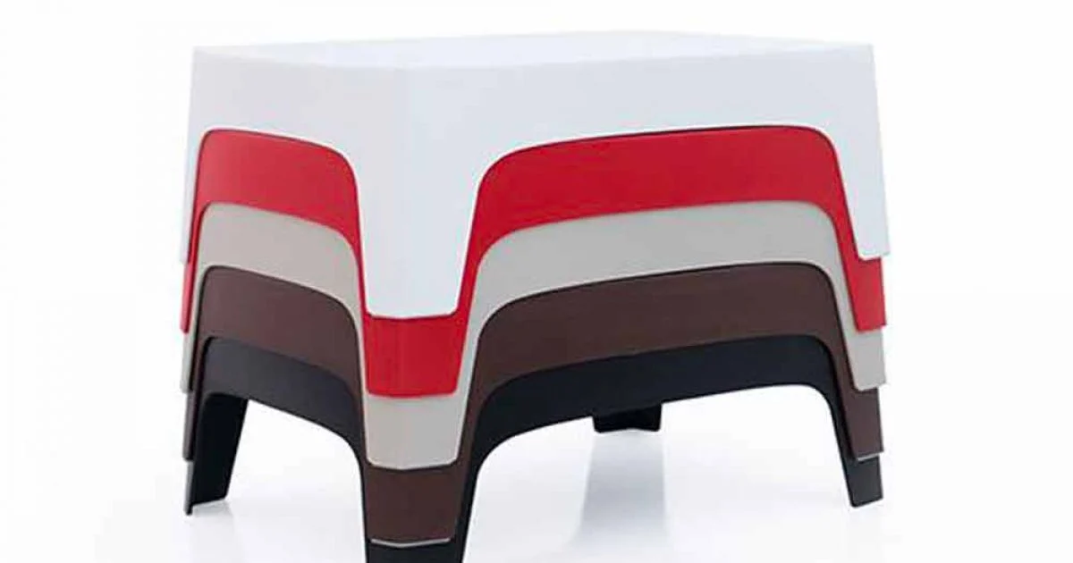 Tavolino da caffè per esterno Solid by Vondom in polipropilene, 4 pezzi