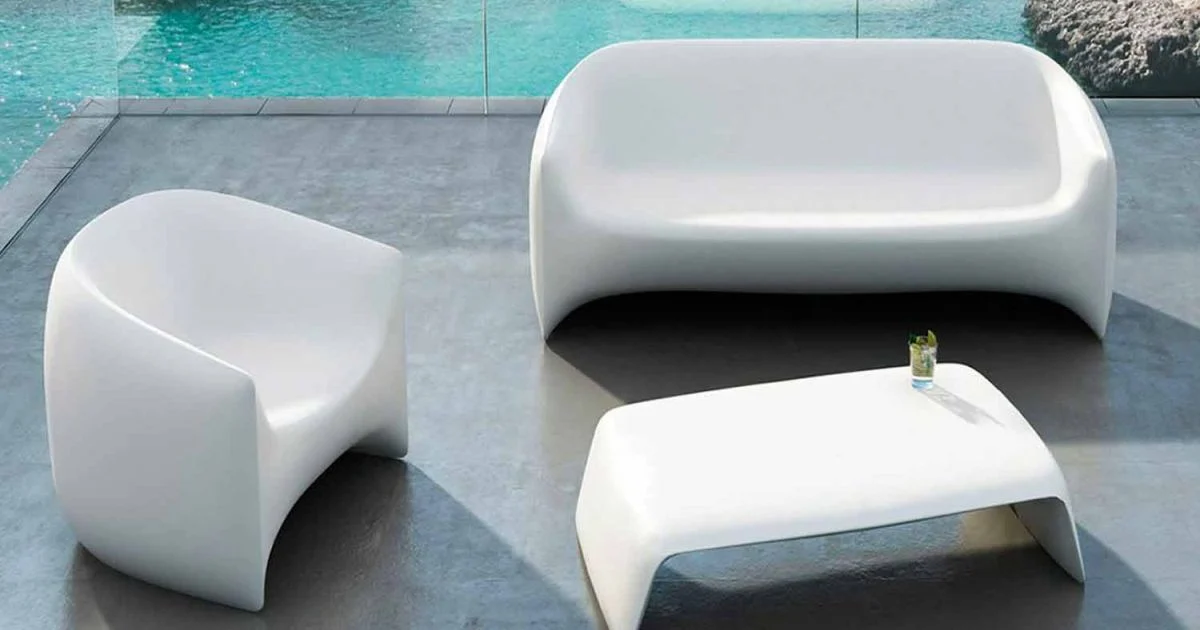 Tavolino da giardino in polietilene Blow by Vondom, design moderno