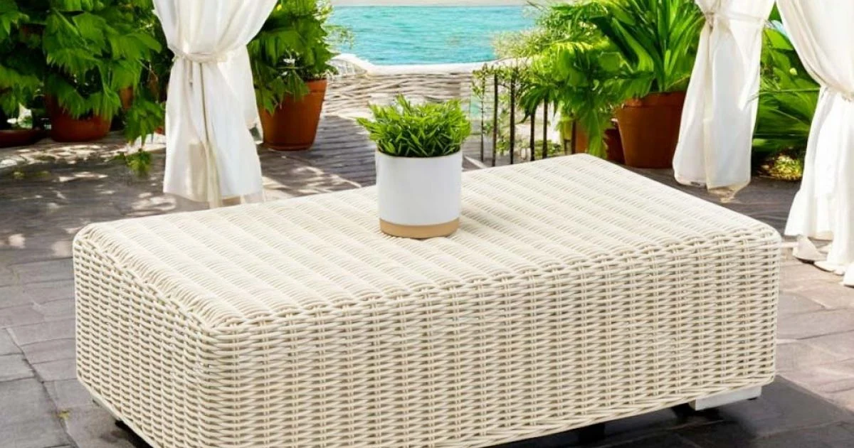 Tavolino da Giardino in Polyrattan Intrecciato a Mano - Yoko