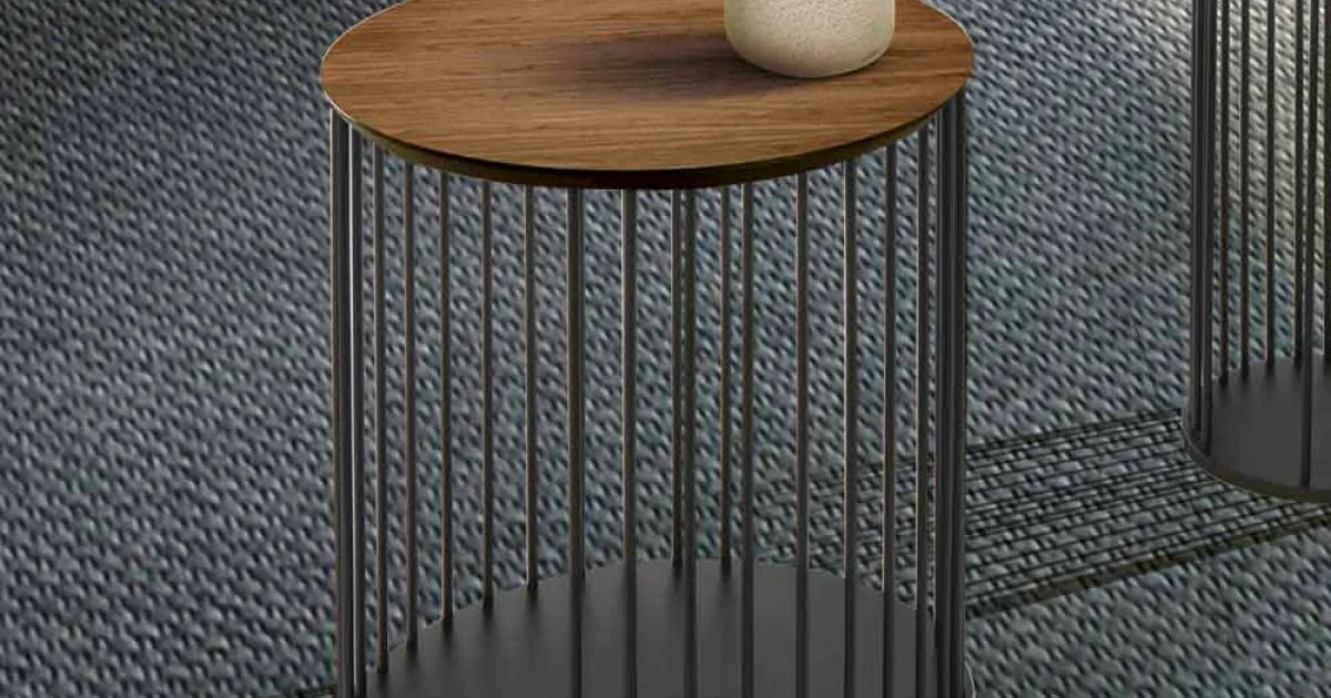 Tavolino da Salotto con Piano Tondo in Legno Realizzato in Italia - Montebianco