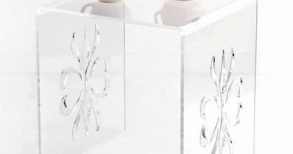Tavolino da salotto, di design in plexiglass trasparente Mandas