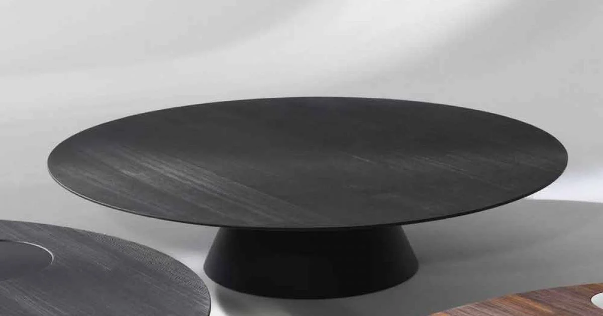 Tavolino da salotto moderno in legno di larice laccato nero Giglio