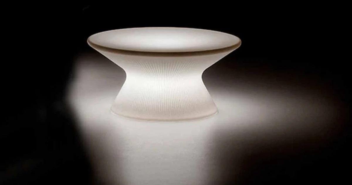 Tavolino Luminoso da Esterno in Polipropilene con LED Made in Italy - Desmond