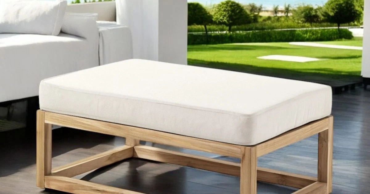 Tavolino o Pouf da Esterno in Teak Naturale e Cuscini - Circe
