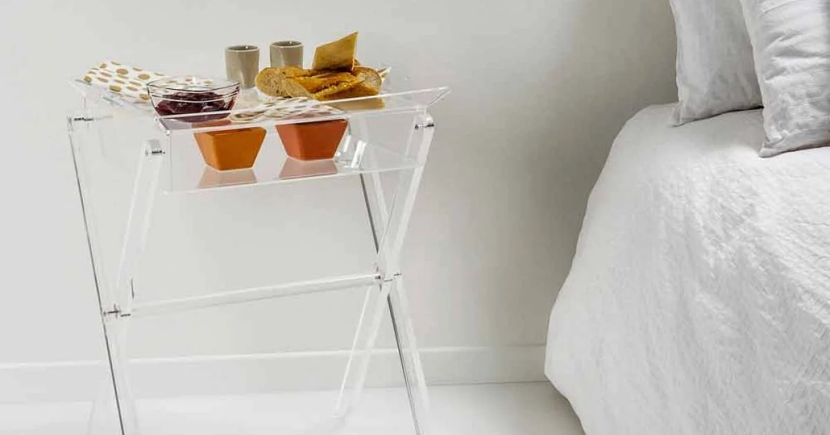 Tavolino portavivande trasparente di design Olivia made in Italy