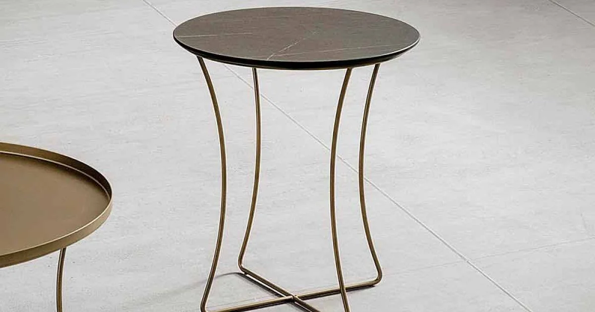Tavolino Salotto in Metallo Verniciato con Piano in Hpl Made in Italy - Numbo