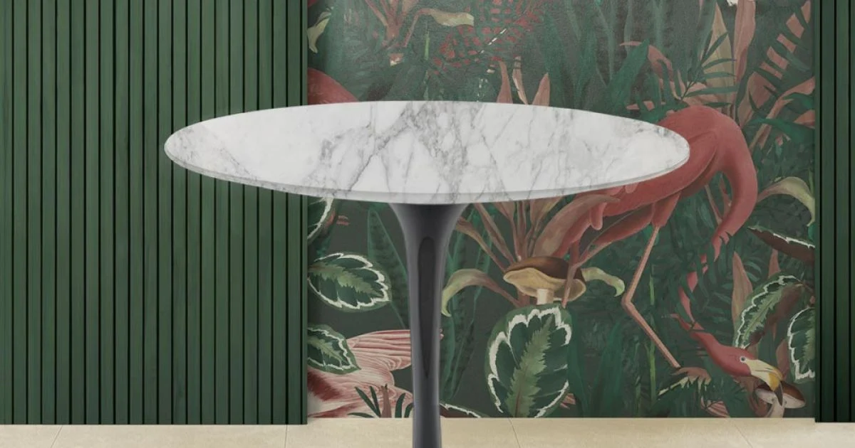 Tavolino Tulip Eero Saarinen H 39 con Piano Rotondo in Marmo Arabescato - Scarlet